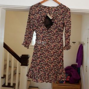 **SOLD**Top shop floral dress